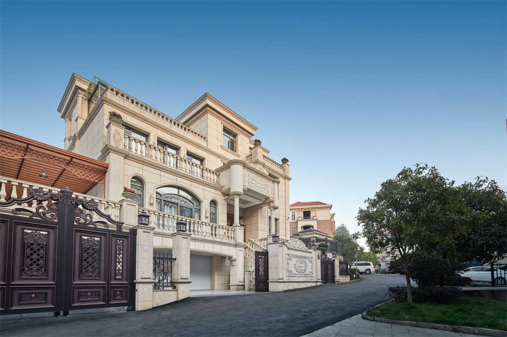 900㎡經(jīng)典法式風(fēng)格別墅,邂逅浪漫優(yōu)雅(圖1) 1.jpg