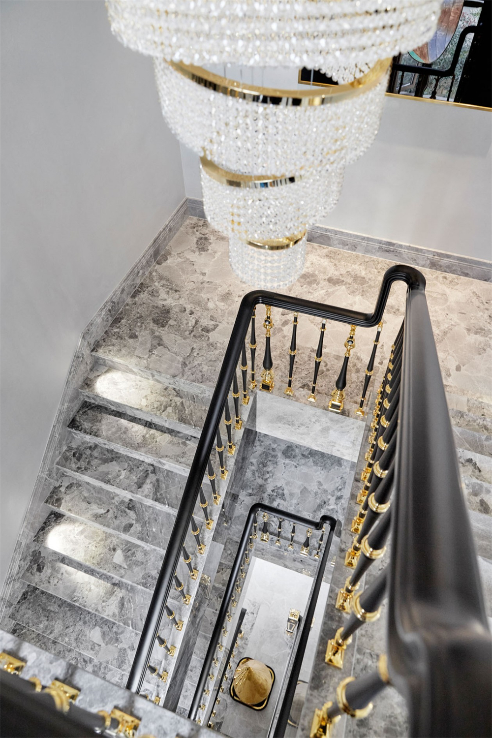 900㎡經(jīng)典法式風(fēng)格別墅,邂逅浪漫優(yōu)雅(圖9) 9.jpg